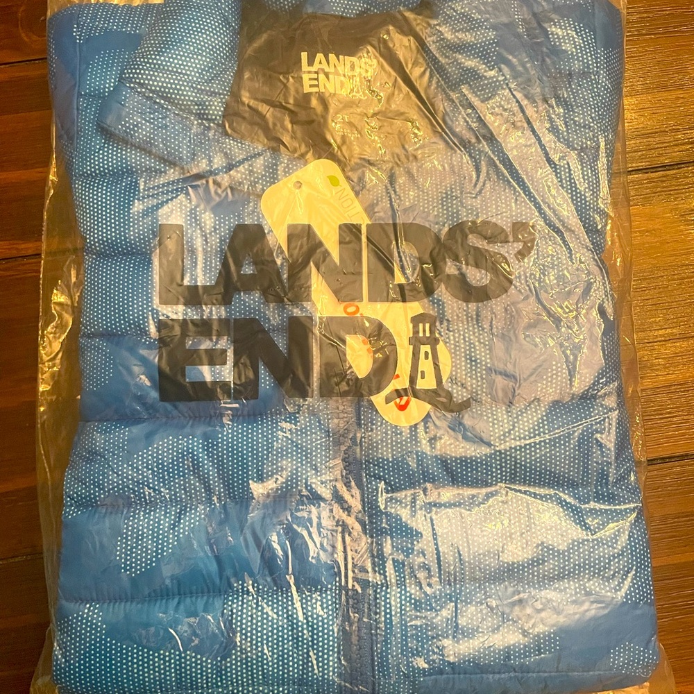 Land’s End Toddler Thermoplume Coat 2T-Brand New